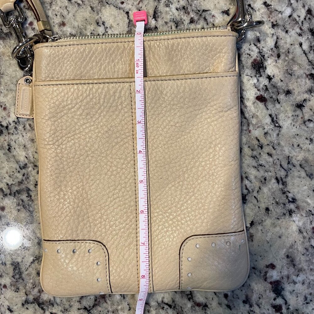 Coach Swingpack Crossbody Messenger Bag No.L05S-9760 - Picture 12 of 15